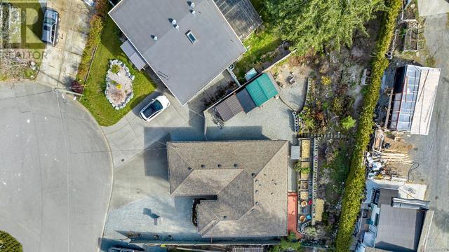 210 Cowichan Ave, House detached with 3 bedrooms, 2 bathrooms and 4 parking in Lake Cowichan BC | Image 4