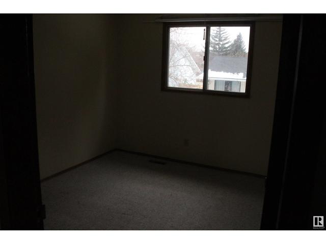3310 113a St Nw, House detached with 3 bedrooms, 1 bathrooms and null parking in Edmonton AB | Image 16
