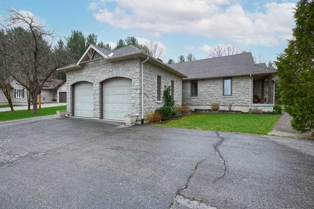 1 Boyd Cres, House detached with 3 bedrooms, 2 bathrooms and 8 parking in Oro Medonte ON | Image 12
