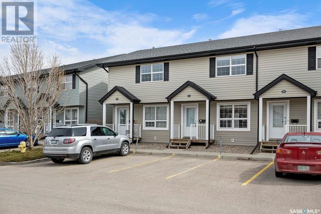 64 - 4500 Child Avenue, House attached with 2 bedrooms, 1 bathrooms and null parking in Regina SK | Image 1