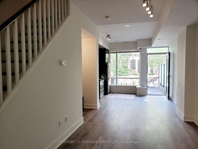 th10 - 23 Sheppard Ave, Townhouse with 3 bedrooms, 3 bathrooms and 1 parking in Toronto ON | Image 35