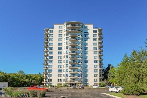 301 - 255 Keats Way, House attached with 2 bedrooms, 2 bathrooms and 3 parking in Waterloo ON | Image 12