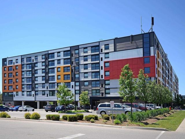 121 - 1291 Gordon St, Condo with 3 bedrooms, 3 bathrooms and 1 parking in Guelph ON | Card Image