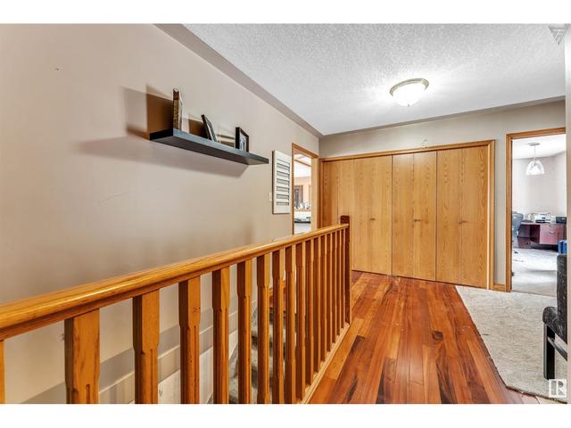320 17 St Sw, House detached with 4 bedrooms, 3 bathrooms and null parking in Edmonton AB | Image 20