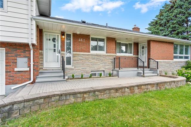 462b Carlton Street, House detached with 1 bedrooms, 1 bathrooms and 1 parking in St. Catharines ON | Image 2