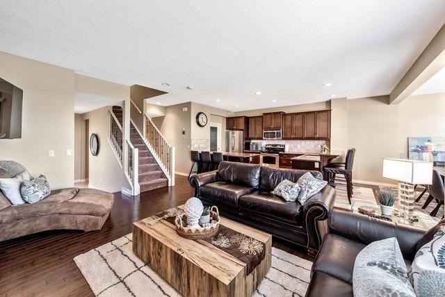 110 Autumn Circle Se, House detached with 4 bedrooms, 3 bathrooms and 4 parking in Calgary AB | Image 6