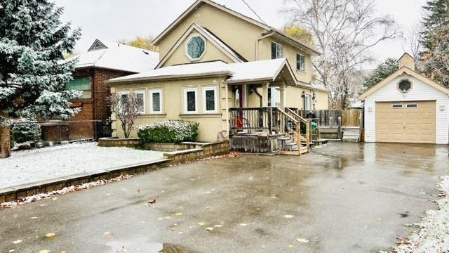 611 Byngmount Ave, House detached with 3 bedrooms, 2 bathrooms and 7 parking in Mississauga ON | Image 1