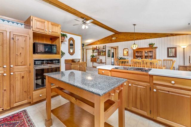 26 County Road 7, House detached with 3 bedrooms, 2 bathrooms and 8 parking in Prince Edward County ON | Image 11