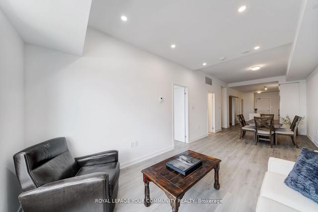 811 - 2433 Dufferin St N, Condo with 4 bedrooms, 2 bathrooms and 1 parking in Toronto ON | Image 19
