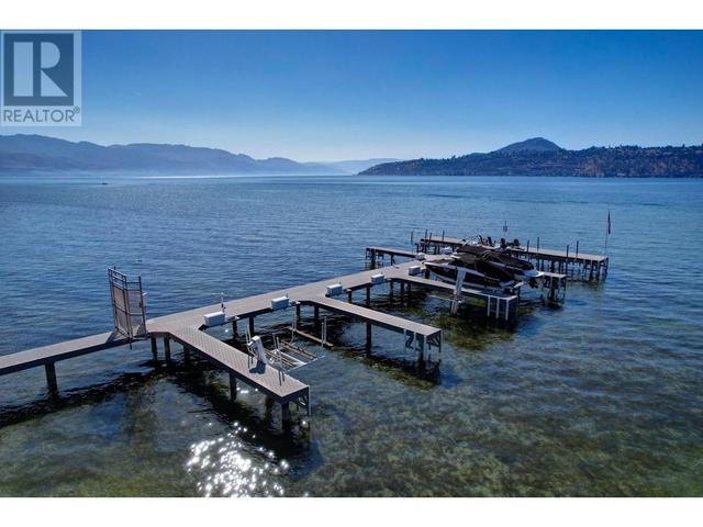8 - 2368 Abbott Street, House detached with 3 bedrooms, 2 bathrooms and 2 parking in Kelowna BC | Image 35