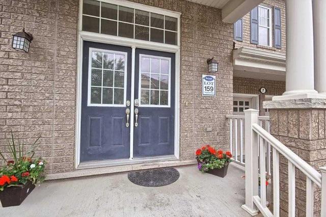 7 Peppermint Clse, House detached with 5 bedrooms, 5 bathrooms and 5 parking in Brampton ON | Image 2