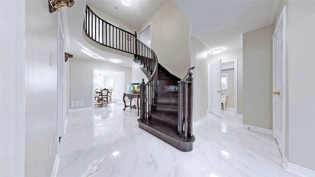 1043 Bradbury Chse, House detached with 4 bedrooms, 4 bathrooms and 8 parking in Mississauga ON | Image 40