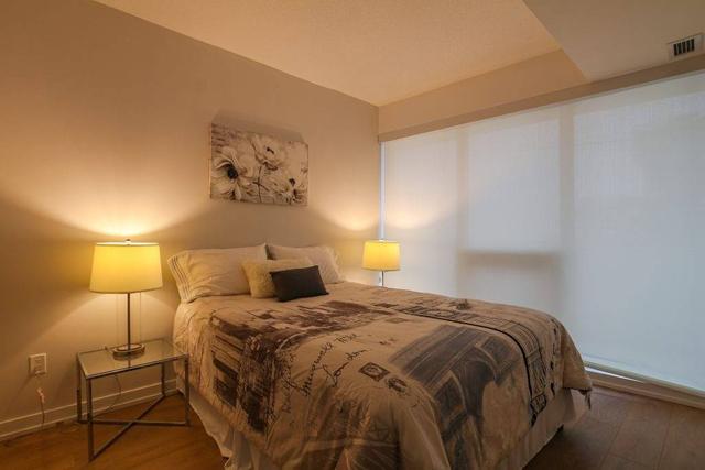 2512 - 115 Mcmahon Dr, Condo with 1 bedrooms, 1 bathrooms and 1 parking in Toronto ON | Image 5