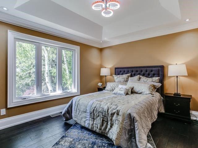 144 Bathgate Dr, House detached with 4 bedrooms, 5 bathrooms and 4 parking in Toronto ON | Image 13