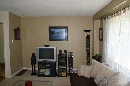 146 - 1915 Denmar Rd, Townhouse with 3 bedrooms, 2 bathrooms and 1 parking in Pickering ON | Image 2