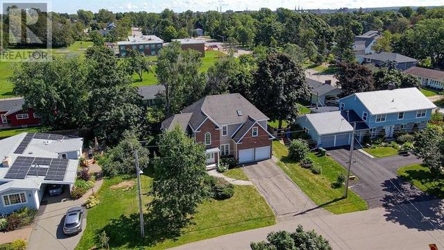 42 Prince Charles Drive, House detached with 5 bedrooms, 4 bathrooms and null parking in Charlottetown PE | Image 41