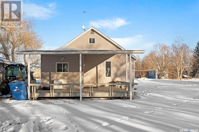 108 George Street, House detached with 2 bedrooms, 1 bathrooms and null parking in Radisson SK | Image 2