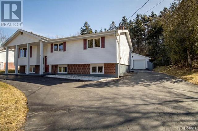 27 Chapel Road, House detached with 3 bedrooms, 2 bathrooms and null parking in Rothesay NB | Image 2