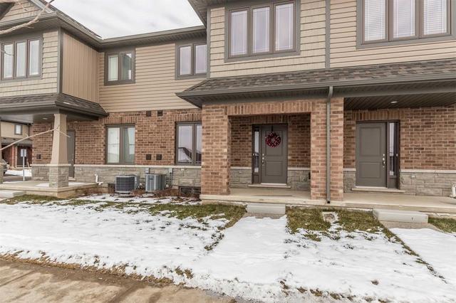 96 - 77 Diana Ave, House attached with 3 bedrooms, 3 bathrooms and 2 parking in Brantford ON | Image 11