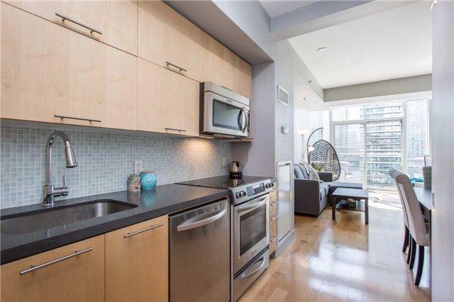 Lph29 - 21 Nelson St, Condo with 1 bedrooms, 1 bathrooms and 1 parking in Toronto ON | Image 4