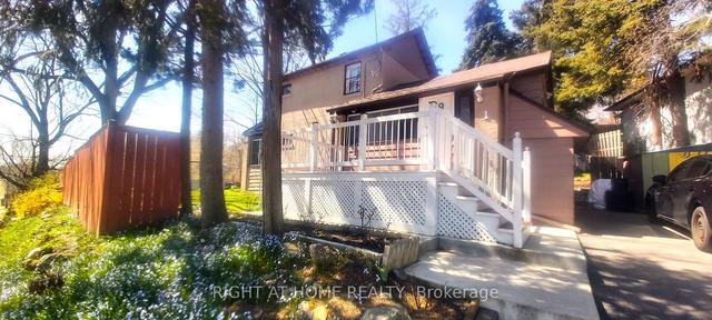 1 Edgebrook Dr, House detached with 3 bedrooms, 2 bathrooms and 4 parking in Toronto ON | Image 28