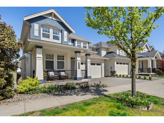 14567 60a Avenue, House detached with 6 bedrooms, 4 bathrooms and 4 parking in Surrey BC | Image 2
