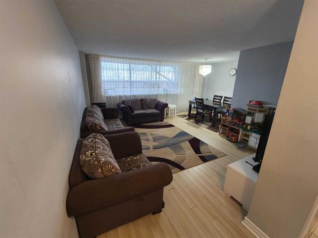 306 - 80 Grandravine Dr, Condo with 2 bedrooms, 1 bathrooms and 1 parking in Toronto ON | Image 3