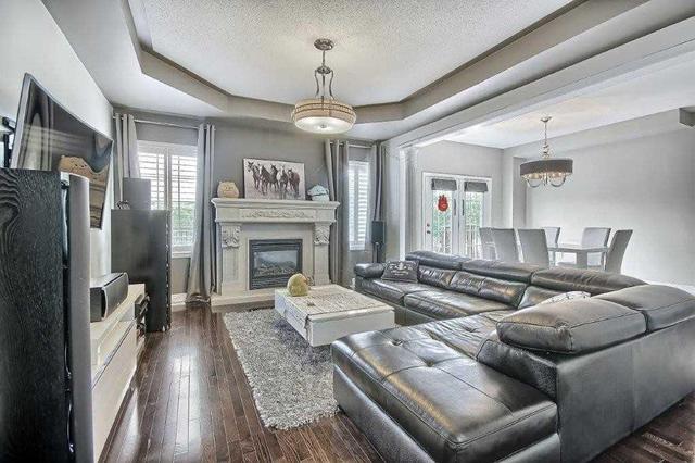 39 Maurier Blvd, House detached with 4 bedrooms, 4 bathrooms and 4 parking in Vaughan ON | Image 7