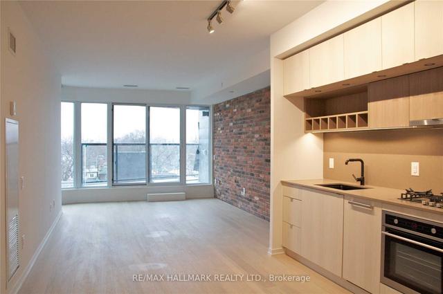 701 - 138 St. Helens Ave, Condo with 2 bedrooms, 1 bathrooms and 0 parking in Toronto ON | Image 7