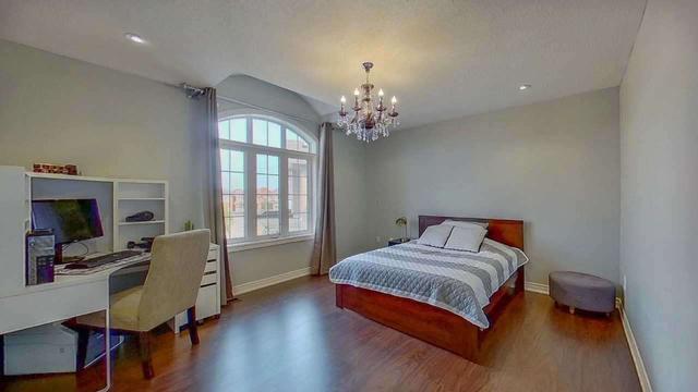 11 Beebe Cres, House detached with 4 bedrooms, 5 bathrooms and 5 parking in Markham ON | Image 16