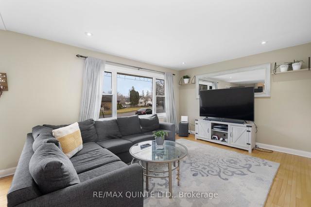 14 Symington Dr, House detached with 2 bedrooms, 2 bathrooms and 4 parking in Belleville ON | Image 28