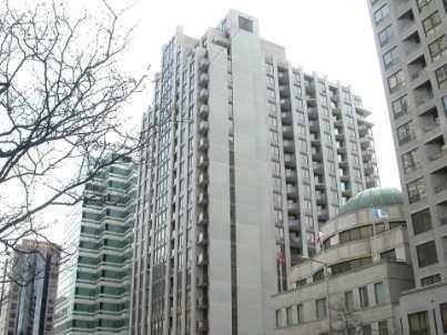 1012 - 85 Bloor St E, Condo with 1 bedrooms, 1 bathrooms and null parking in Toronto ON | Image 1