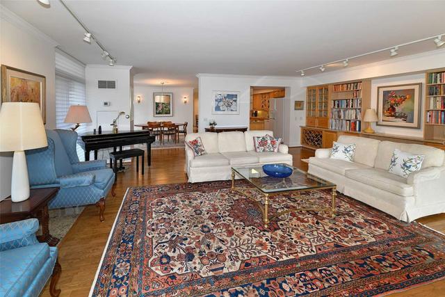 818 - 5 Rosehill Ave, Condo with 2 bedrooms, 3 bathrooms and 2 parking in Toronto ON | Image 20