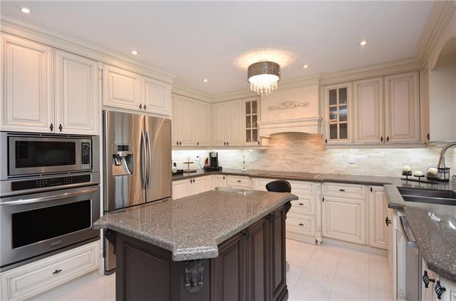 2144 Langtry Dr, House detached with 4 bedrooms, 6 bathrooms and 9 parking in Oakville ON | Image 12