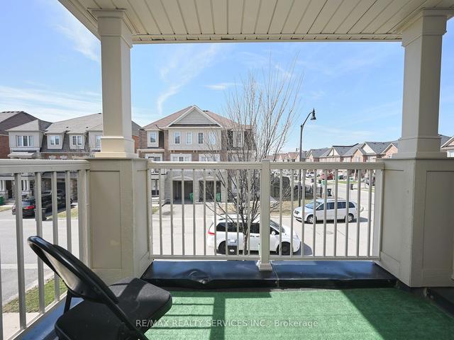 29 Givemay St, House attached with 3 bedrooms, 3 bathrooms and 3 parking in Brampton ON | Image 15
