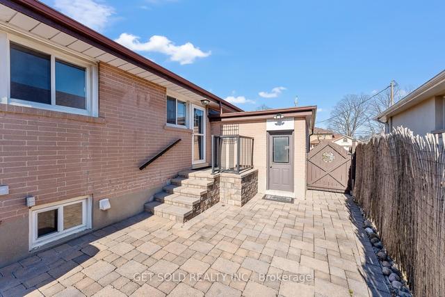 20 Riverhead Dr, House detached with 3 bedrooms, 2 bathrooms and 3 parking in Toronto ON | Image 25