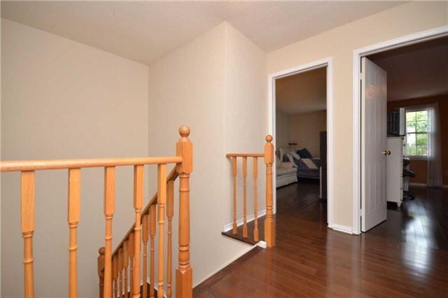 81 Stornwood Crt, Townhouse with 3 bedrooms, 3 bathrooms and 2 parking in Brampton ON | Image 16