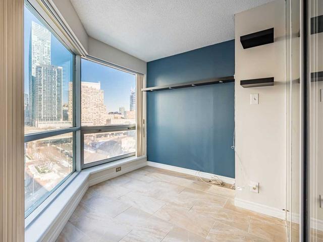 806 - 10 Yonge St, Condo with 1 bedrooms, 1 bathrooms and 1 parking in Toronto ON | Image 4