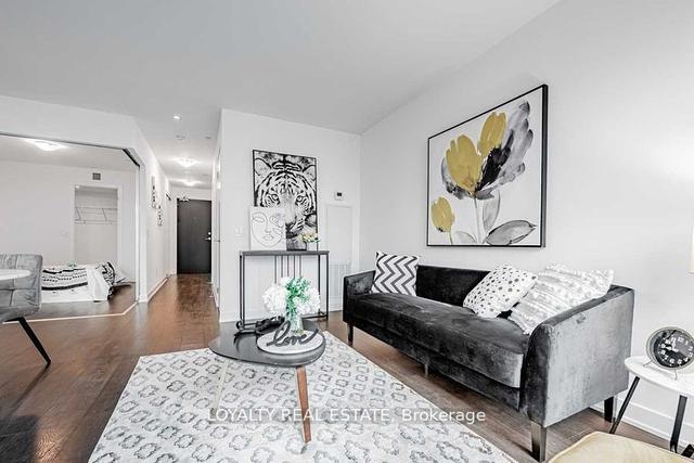 1206 - 87 Peter St, Condo with 1 bedrooms, 1 bathrooms and 0 parking in Toronto ON | Image 4