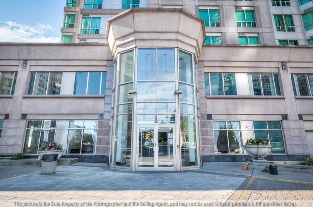 606 - 1 Lee Centre Dr, Condo with 2 bedrooms, 2 bathrooms and 1 parking in Toronto ON | Image 12