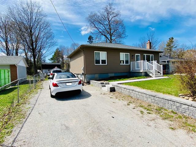 2014 St Johns Rd, House detached with 3 bedrooms, 1 bathrooms and 4 parking in Innisfil ON | Image 12