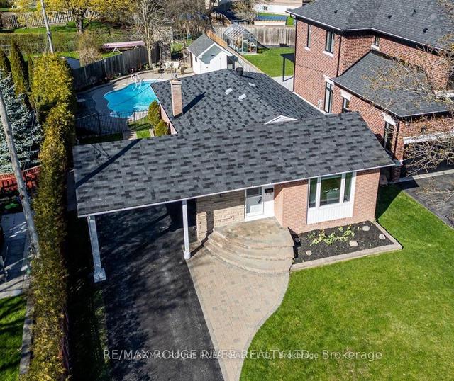 1279 Trellis Crt, House detached with 3 bedrooms, 2 bathrooms and 4 parking in Pickering ON | Image 1