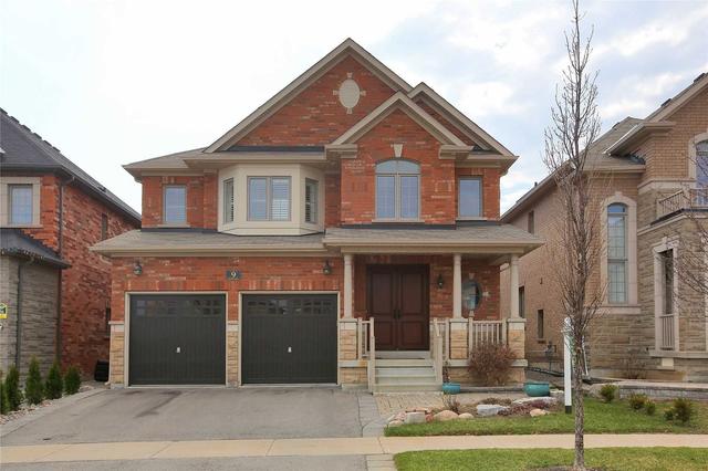 9 Motley Crt, House detached with 1 bedrooms, 1 bathrooms and 1 parking in Richmond Hill ON | Image 1