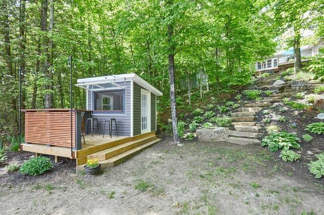 1001 Bebris Rd, House detached with 3 bedrooms, 2 bathrooms and 8 parking in Central Frontenac ON | Image 7