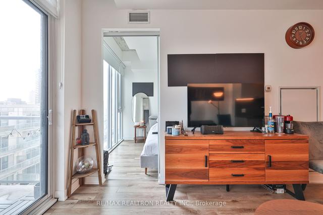 1107 - 30 Baseball Pl, Condo with 1 bedrooms, 1 bathrooms and 0 parking in Toronto ON | Image 5