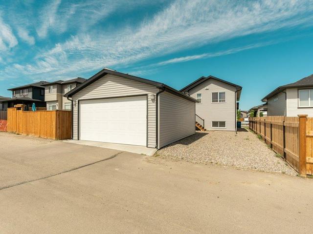 164 Cabot Landing W, House detached with 4 bedrooms, 3 bathrooms and 4 parking in Lethbridge AB | Image 32