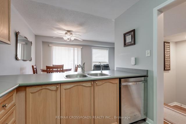 46 Coleman Dr, House attached with 2 bedrooms, 2 bathrooms and 3 parking in Barrie ON | Image 4