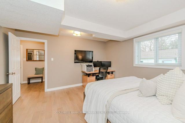 295 Metcalfe St, House detached with 4 bedrooms, 3 bathrooms and 6 parking in Guelph ON | Image 6