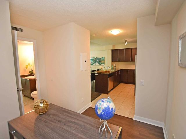 647 - 525 Wilson Ave, Condo with 1 bedrooms, 1 bathrooms and 1 parking in Toronto ON | Image 6