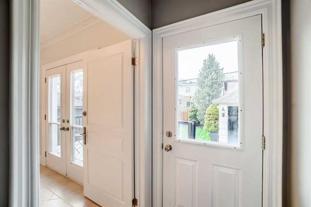 316 Strathmore Blvd, House detached with 3 bedrooms, 2 bathrooms and 8 parking in Toronto ON | Image 27